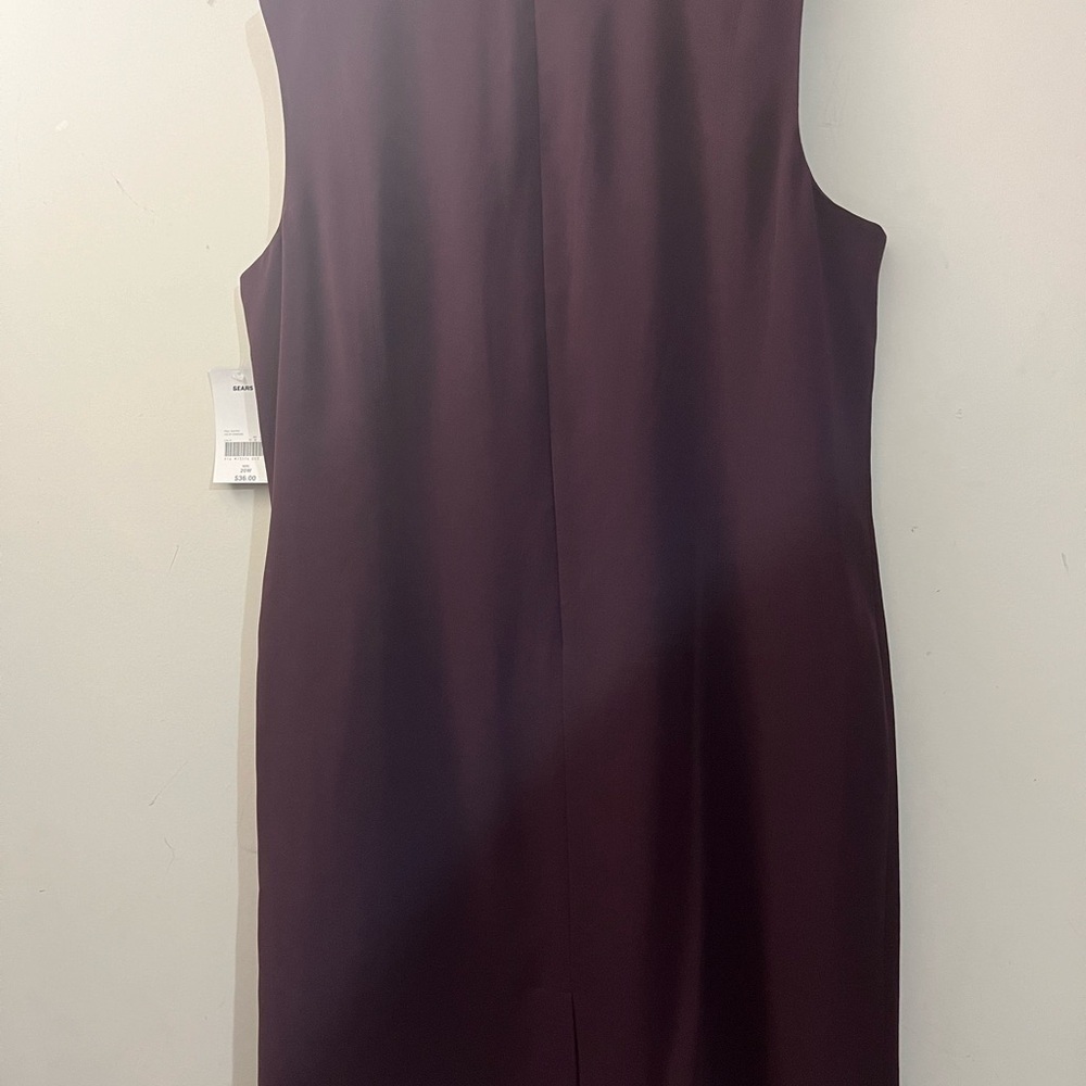Laura Scott sleeveless dress size 20 W shell and lining 100 percent polyester. - Picture 4 of 13
